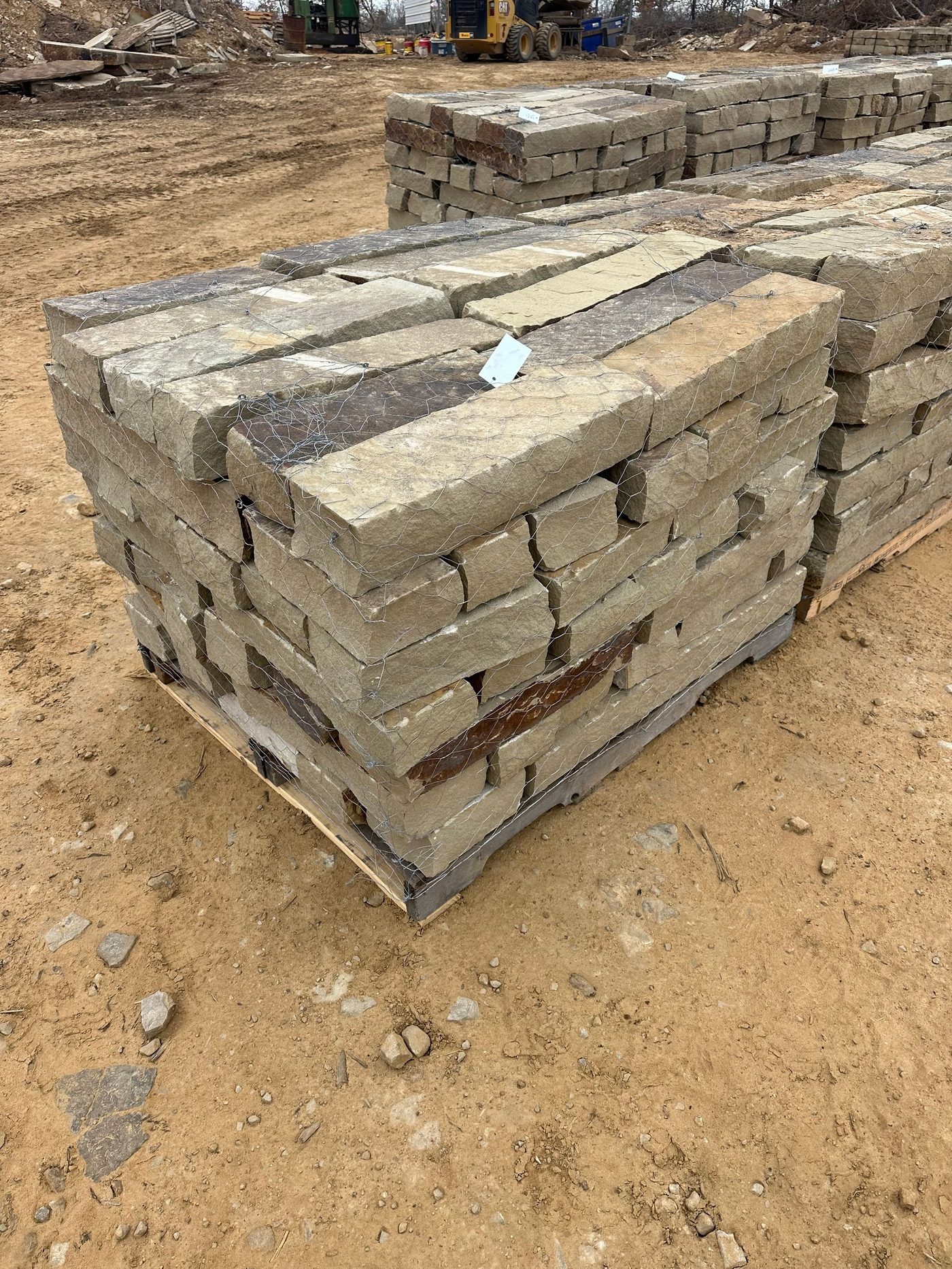 Cameron Brown Chopped natural stone — Full Veneer