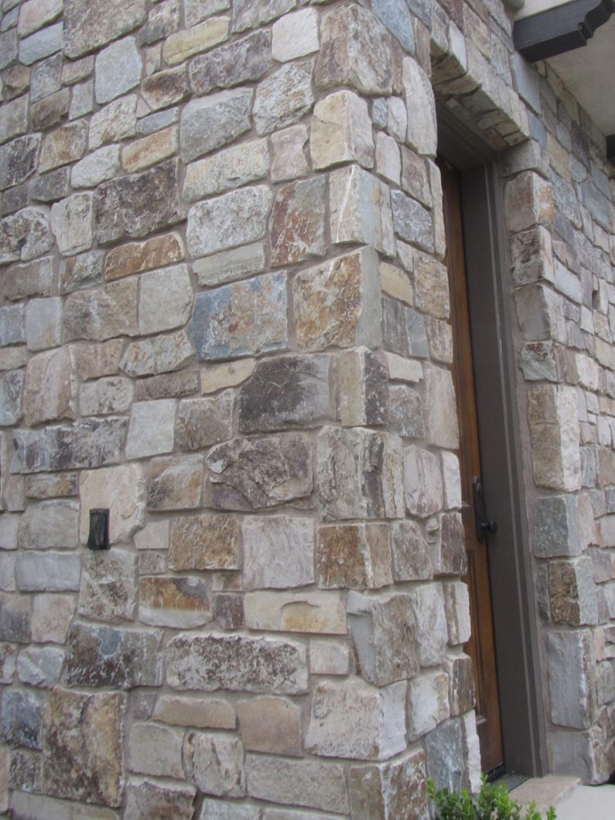Chief Cliffe natural stone — Full Veneer