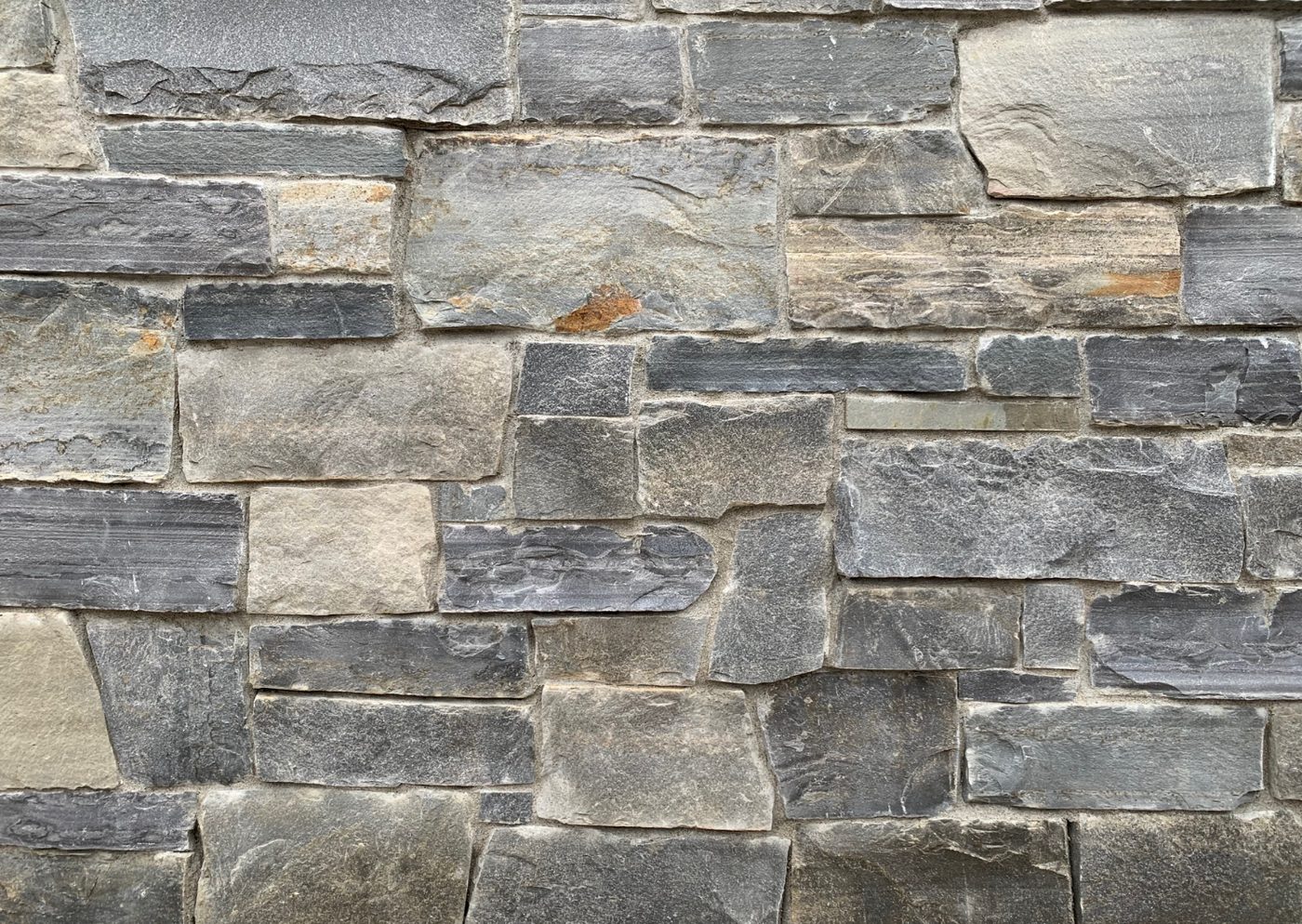 SawTooth natural stone — Full Veneer