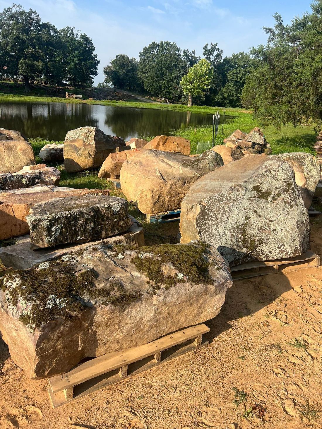 Moss Rock Boulders — photo 3