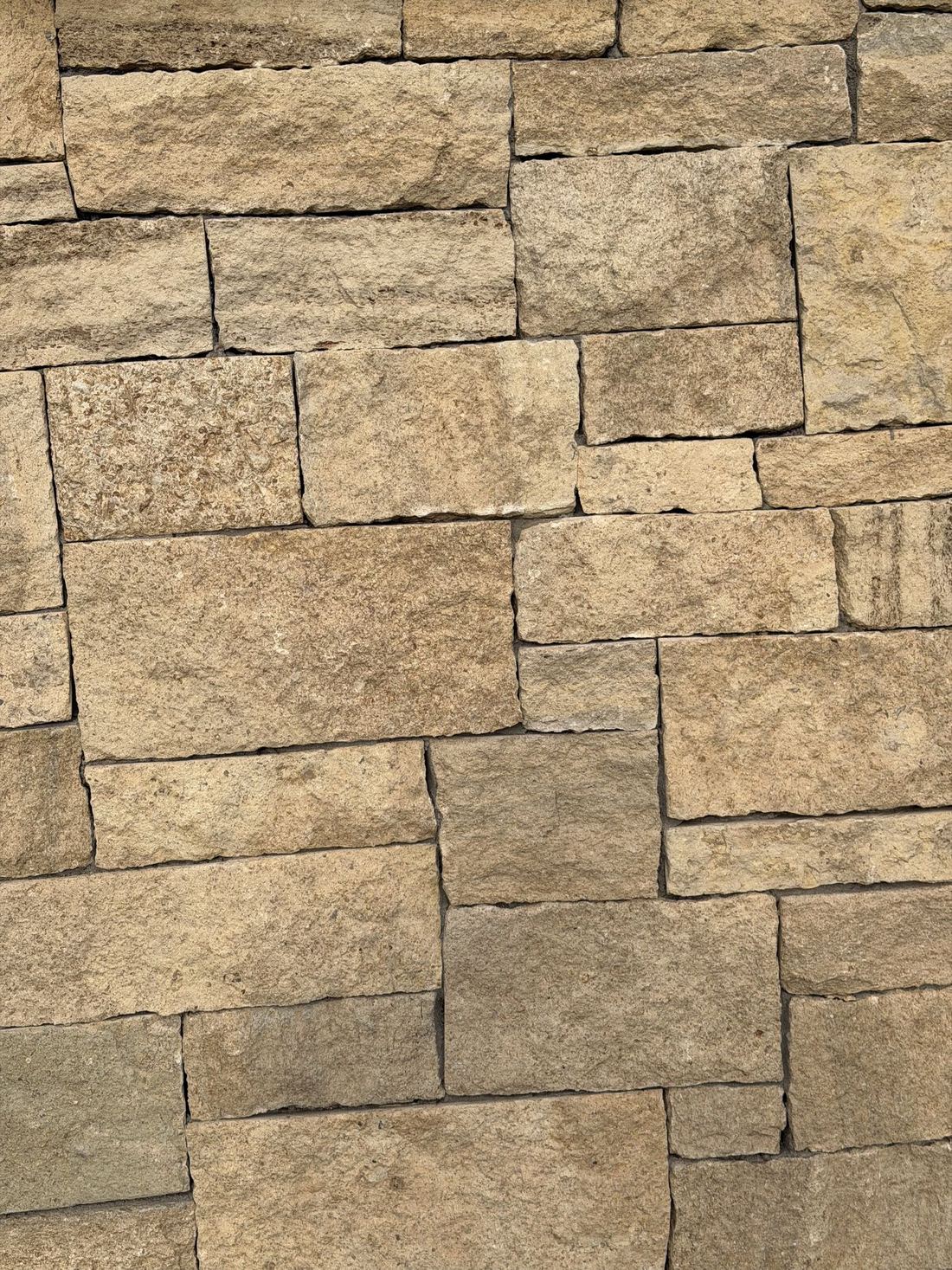 Chestnut limestone — photo 1