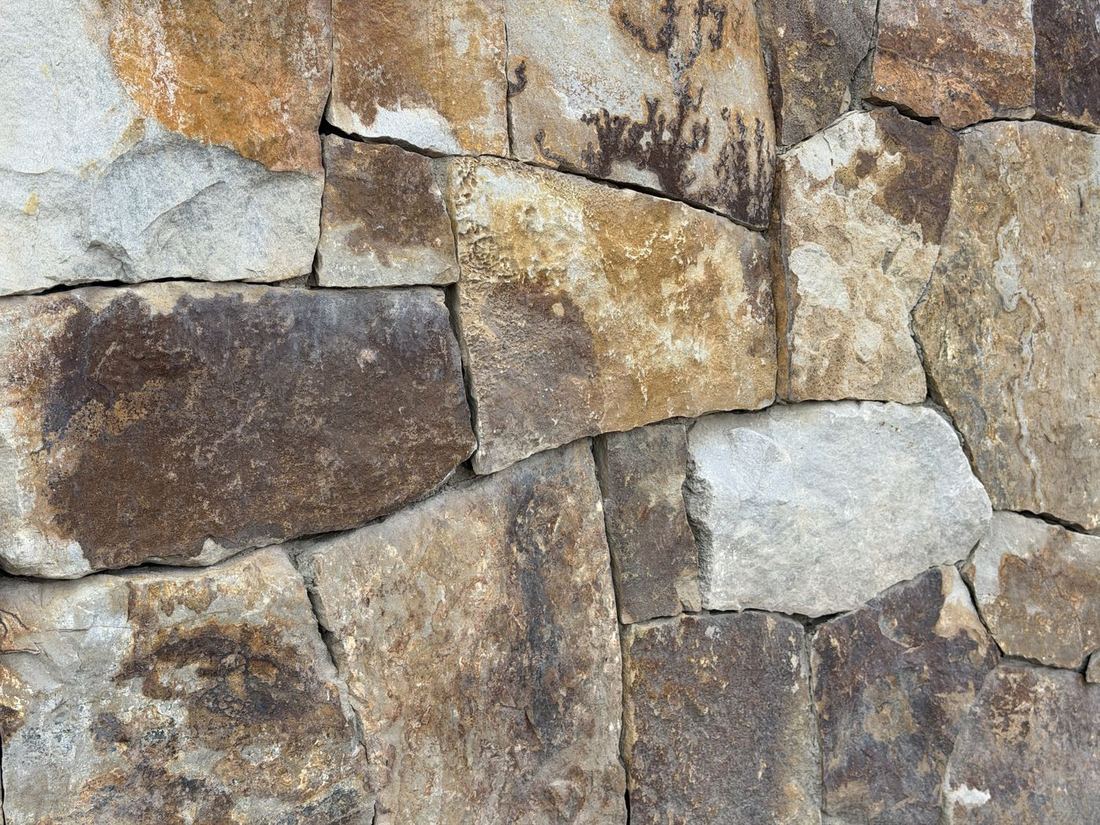 Goldstone — photo 2